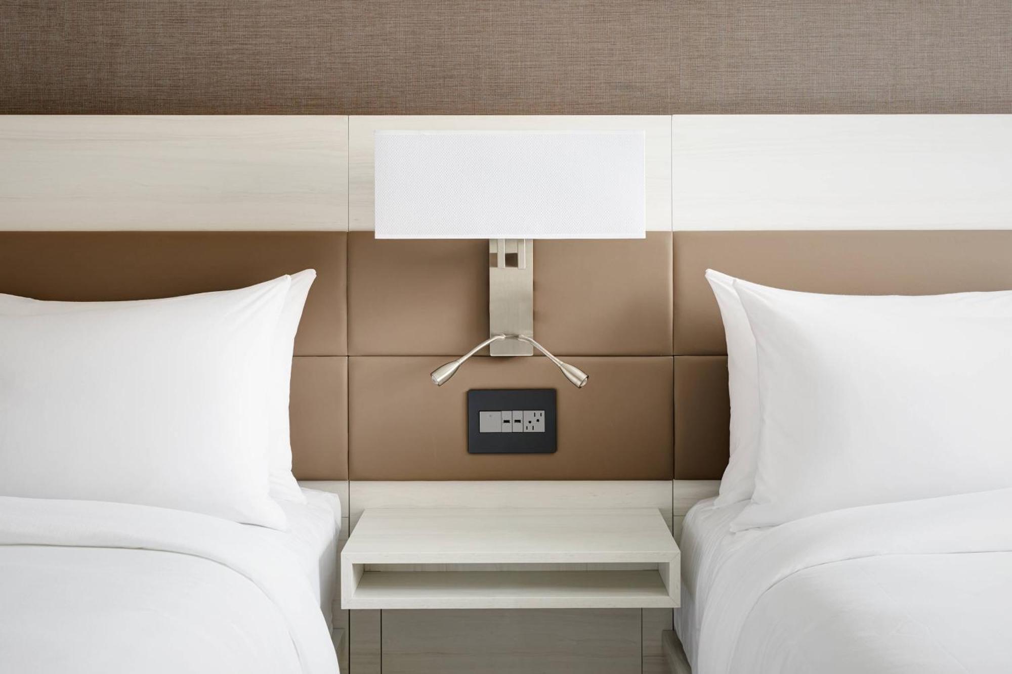 Ac Hotel By Marriott Dallas By The Galleria Eksteriør bilde