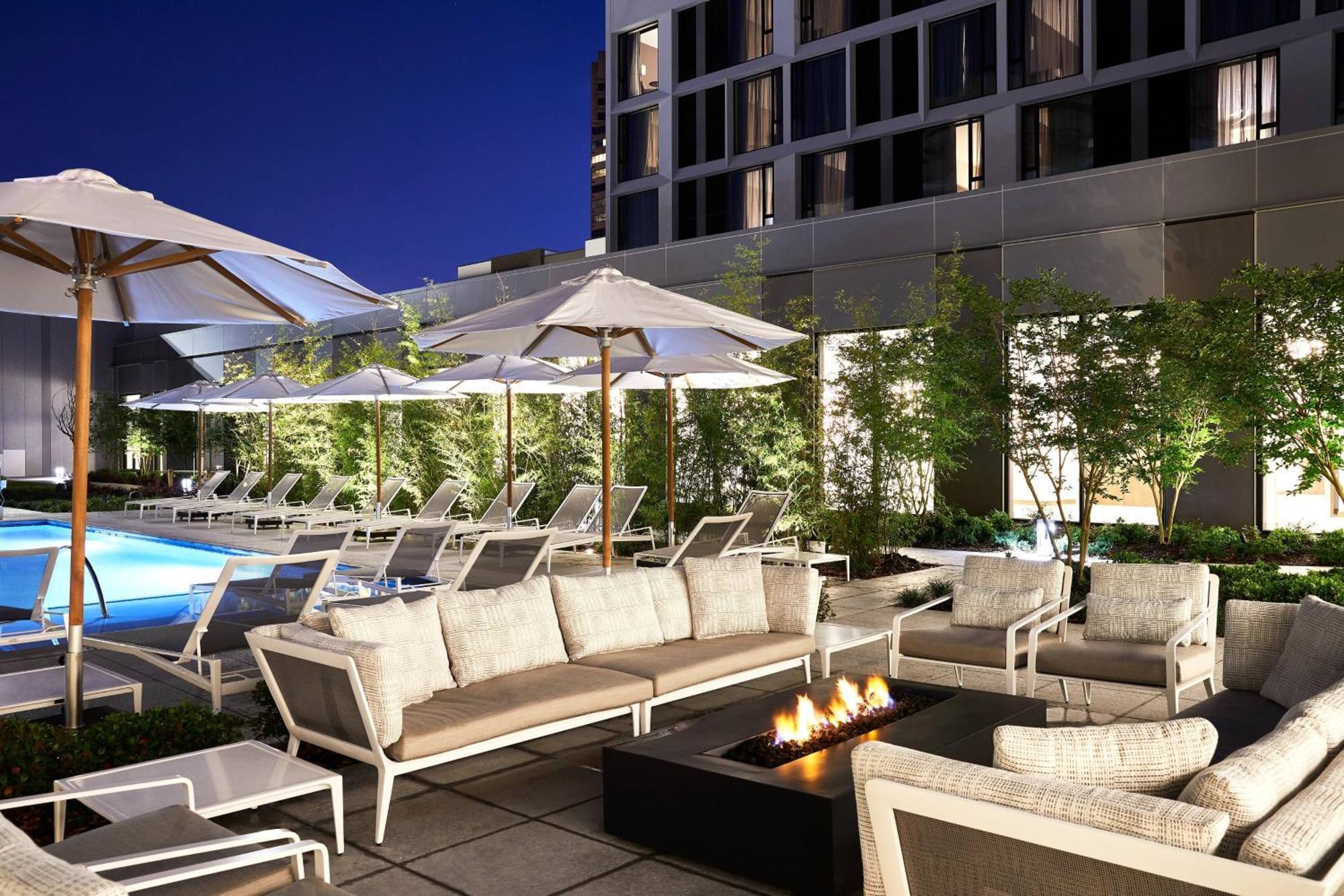 Ac Hotel By Marriott Dallas By The Galleria Eksteriør bilde